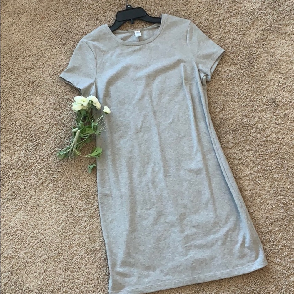 Stretchy gray Old Navy dress